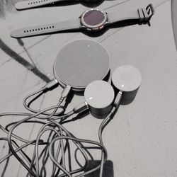 Two Samsung Galaxy 4 Watches!