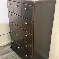 Dresser + Nightstand Set – Great Storage & Style! 🪵