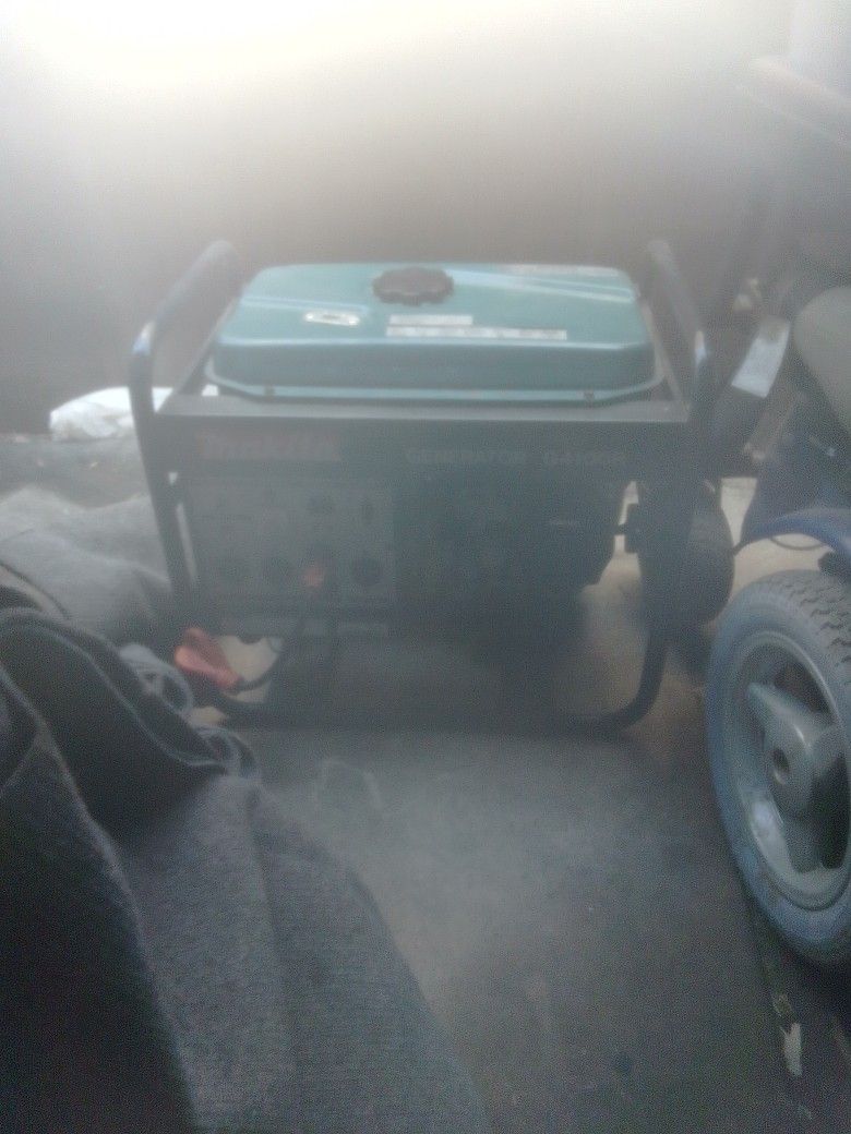 Makita Generator G4100rr