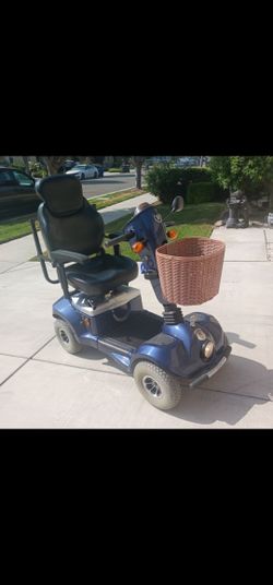 Mobility Scooter Gladiator G694 By Drive Mobility 400 Lbs Weight Capacity