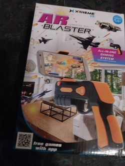 A R - AUGMENTED BLASTER NEW IN THE BOX WITH 4 GAMES