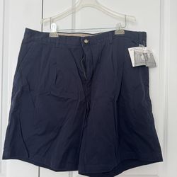 Catalina Navy Flat Front Men's Shorts size 44