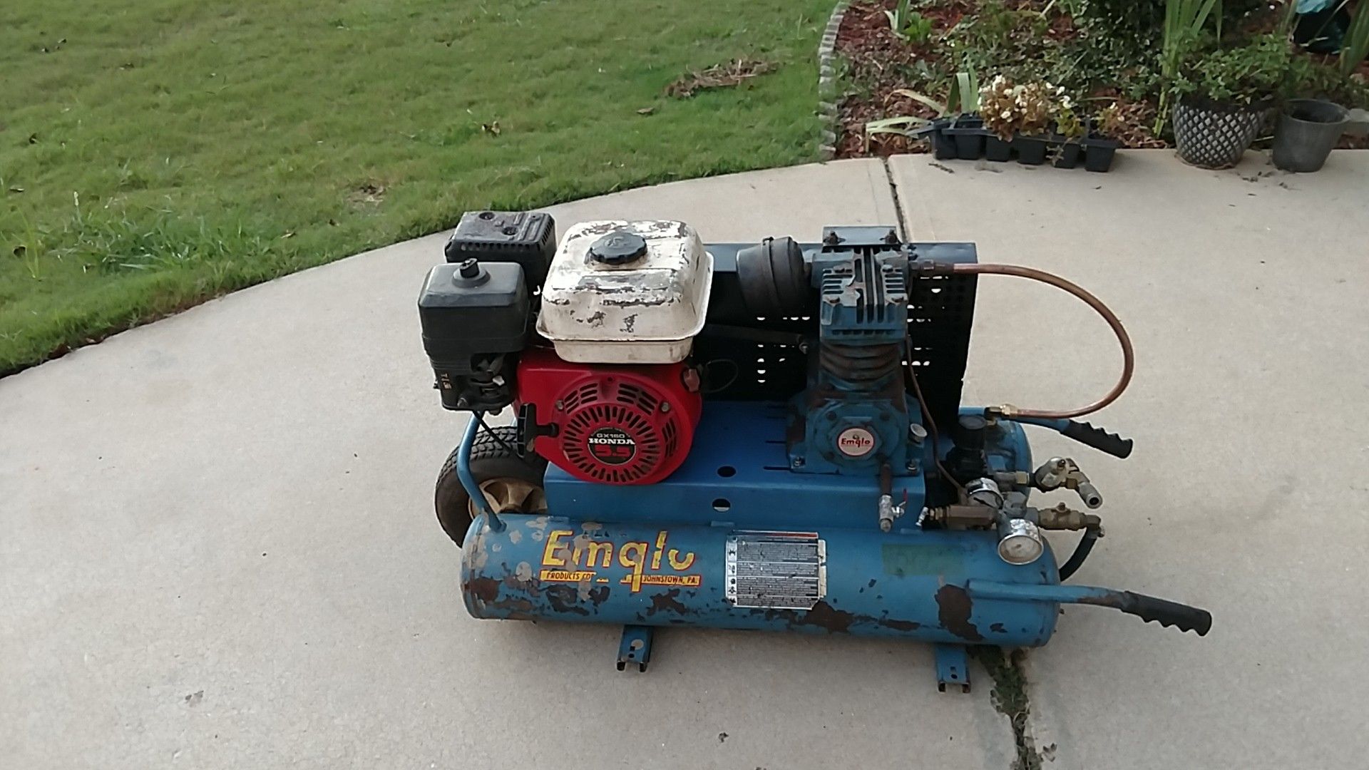 Emglo compressor