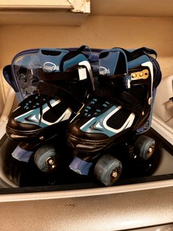 Adjustable Roller Skates 
