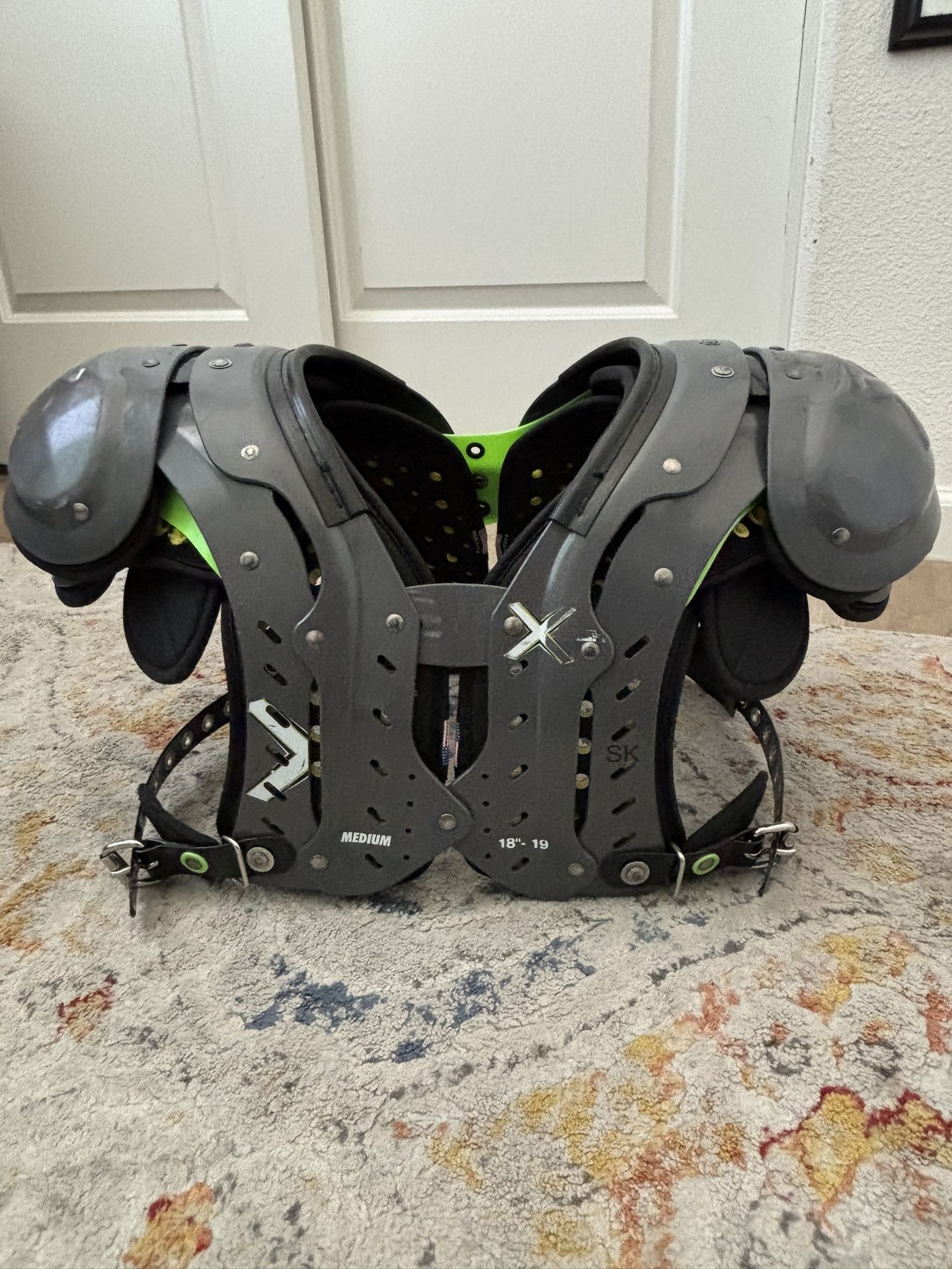 X Tech pads medium 18”- 19