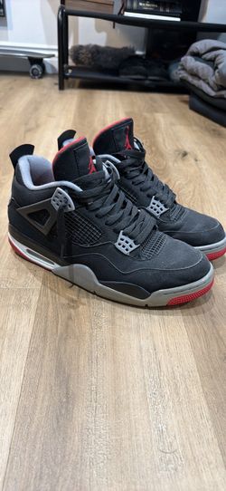 Air Jordan 4 Bred 2019 Size 10.5 – Excellent Condition