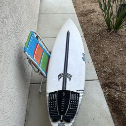Surfboard 5’10 Lost Mayhem 