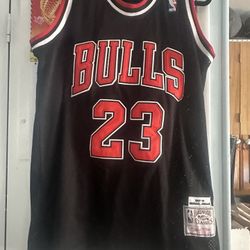 Size S , Never Used ,pick Up Near tully And Monterey Rd sJ Ca 95112