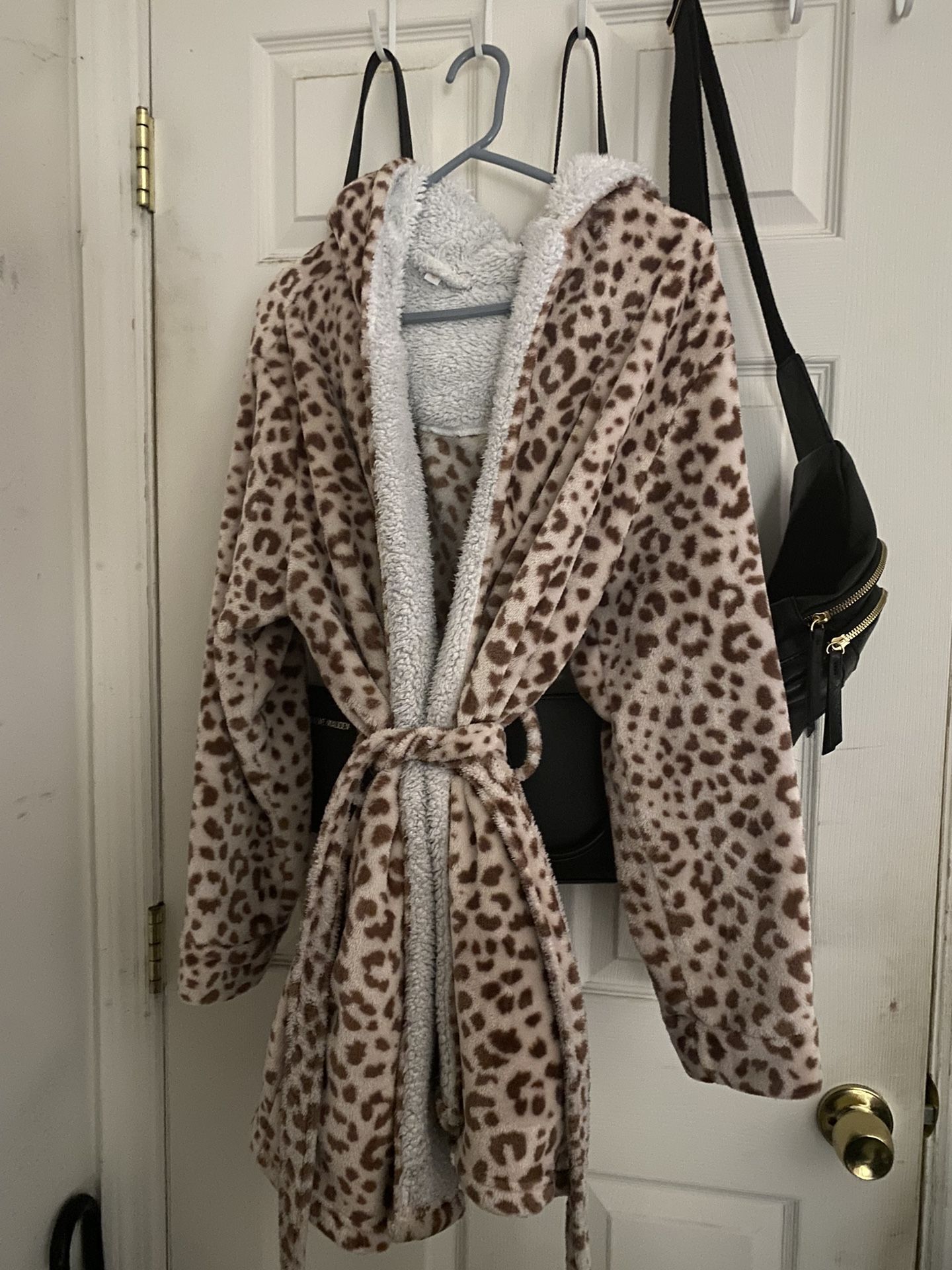 Hooded Leopard Robe