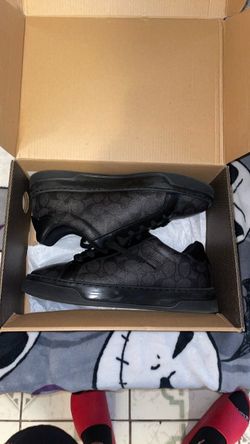 Men’s shoes