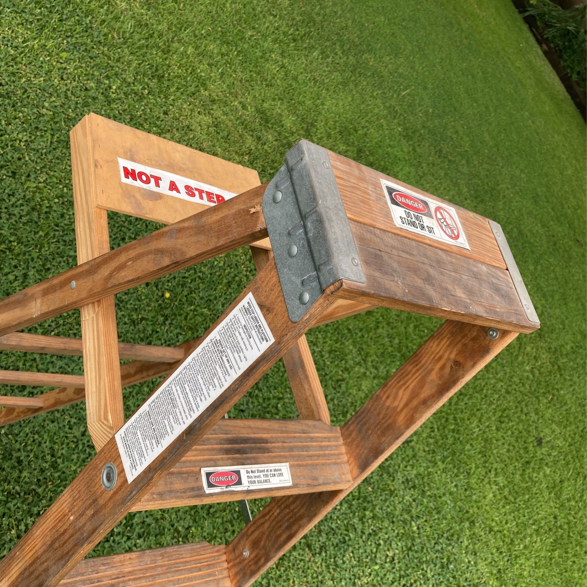 Werner 6 Foot Wood Ladder