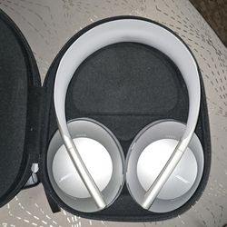 Bose 700 Nosie Cancelation