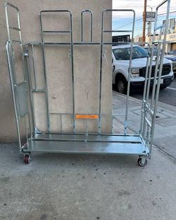 Rolling rack