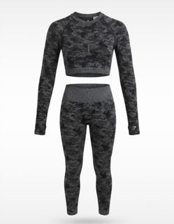 Gymshark Women's Black & Gray Camo Seamless Leggings and Long Sleeve Crop Set