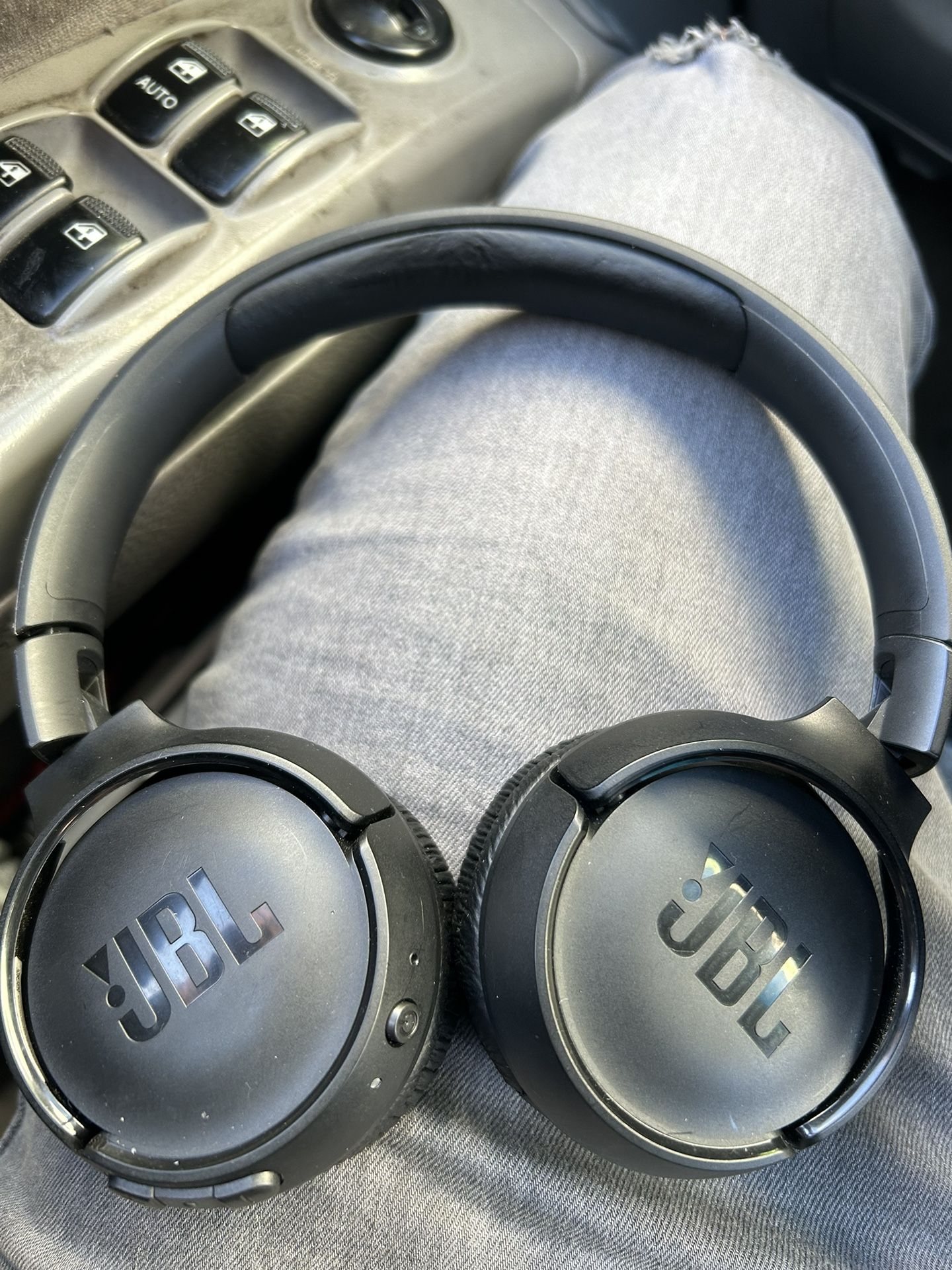 JBL Wireless Bluetooth