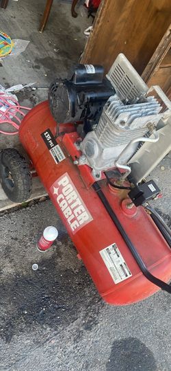 Porter Cable - 25 gal - 6HP - 135 Psi