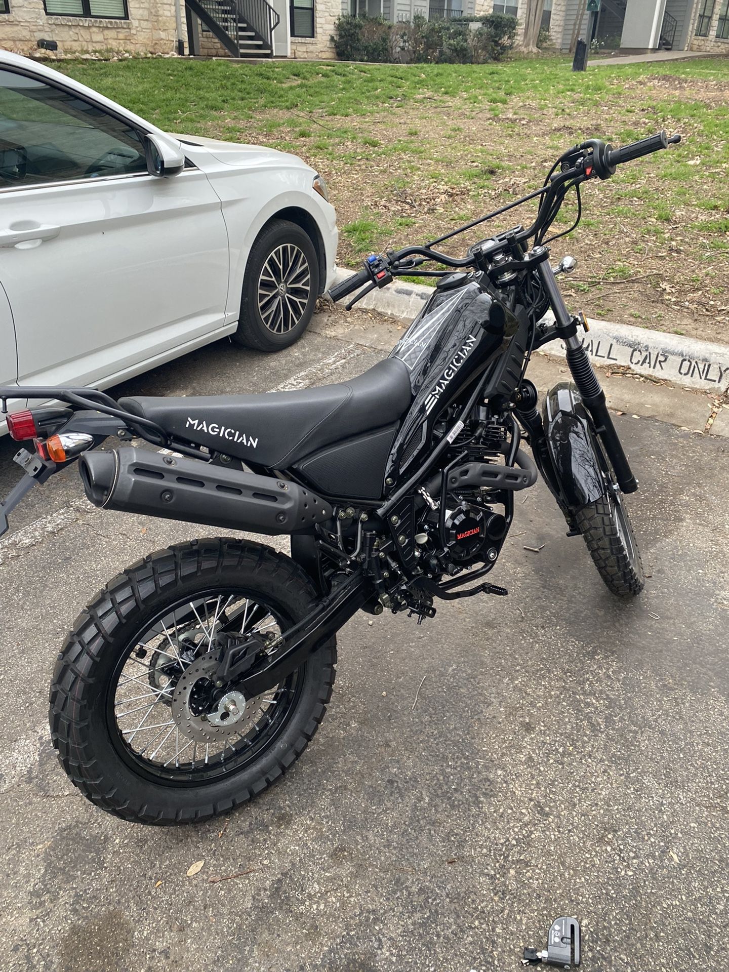 triumph xrt 800