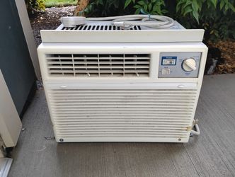 GE Air Conditioner 