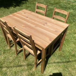 IKEA Dining Table 4 Chairs 