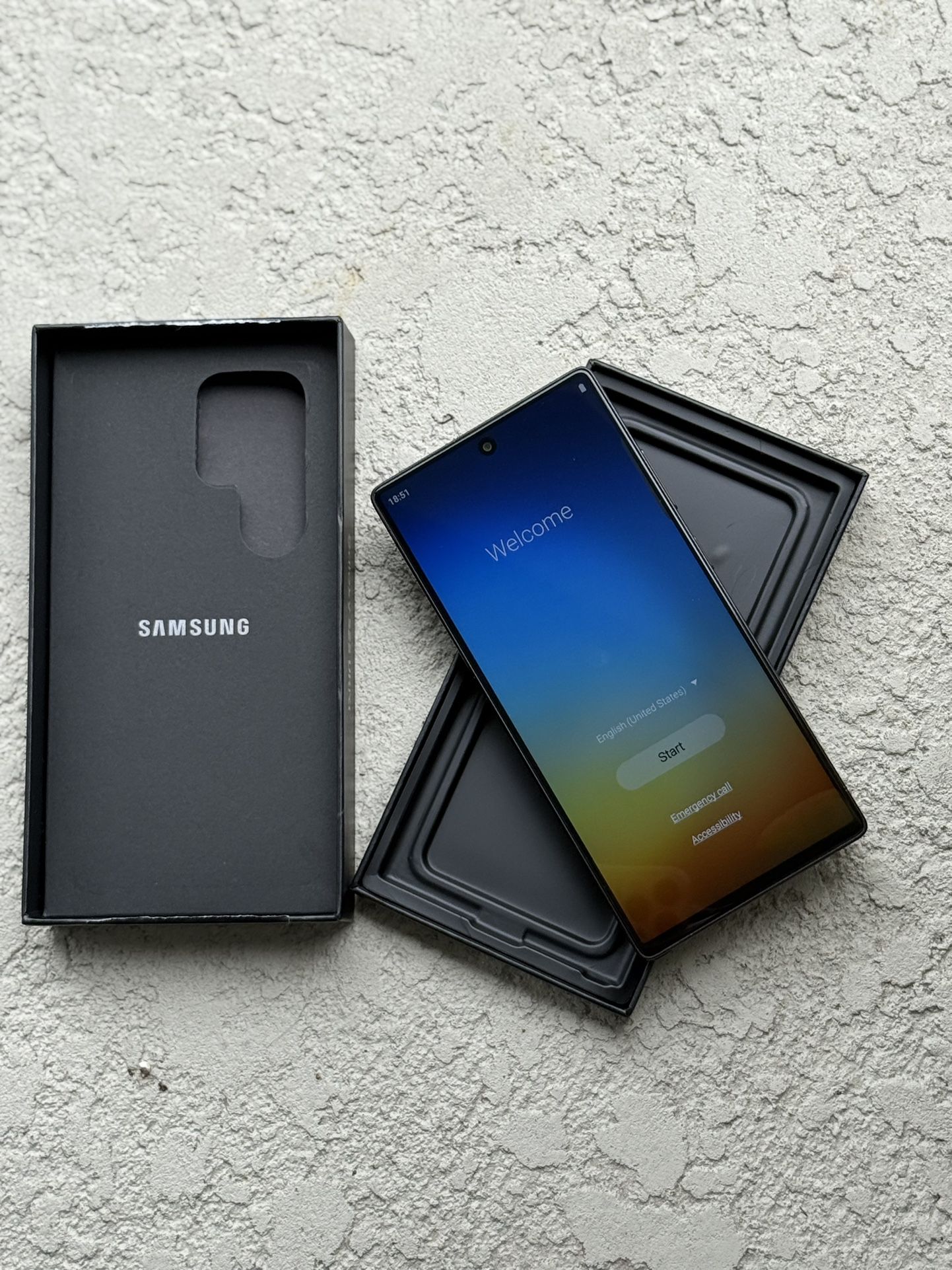 Samsung Galaxy S25 Ultra **UNLOCKED** (Opened Box)