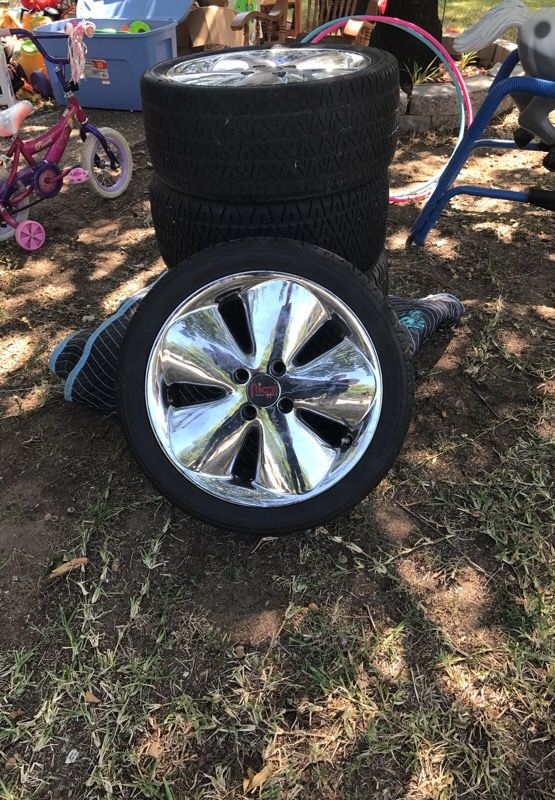 16" Chrome Niche Rims