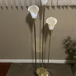 Vintage 3  Light White Calla Lily Floor Lamp