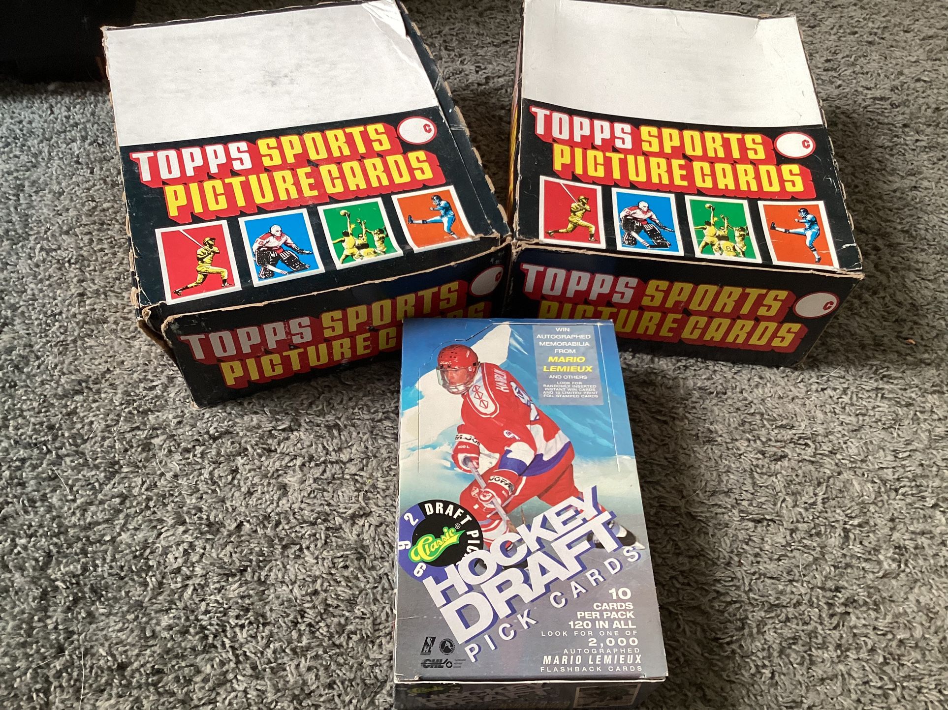 Baseball & Hockey Cards