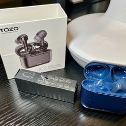 Tozo NC2 Earbud case + Right Earbud 