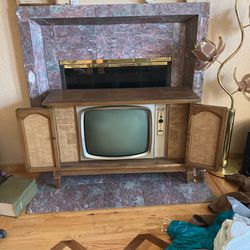 Vintage Antique Tv, Electronics Silvertone Medalist 