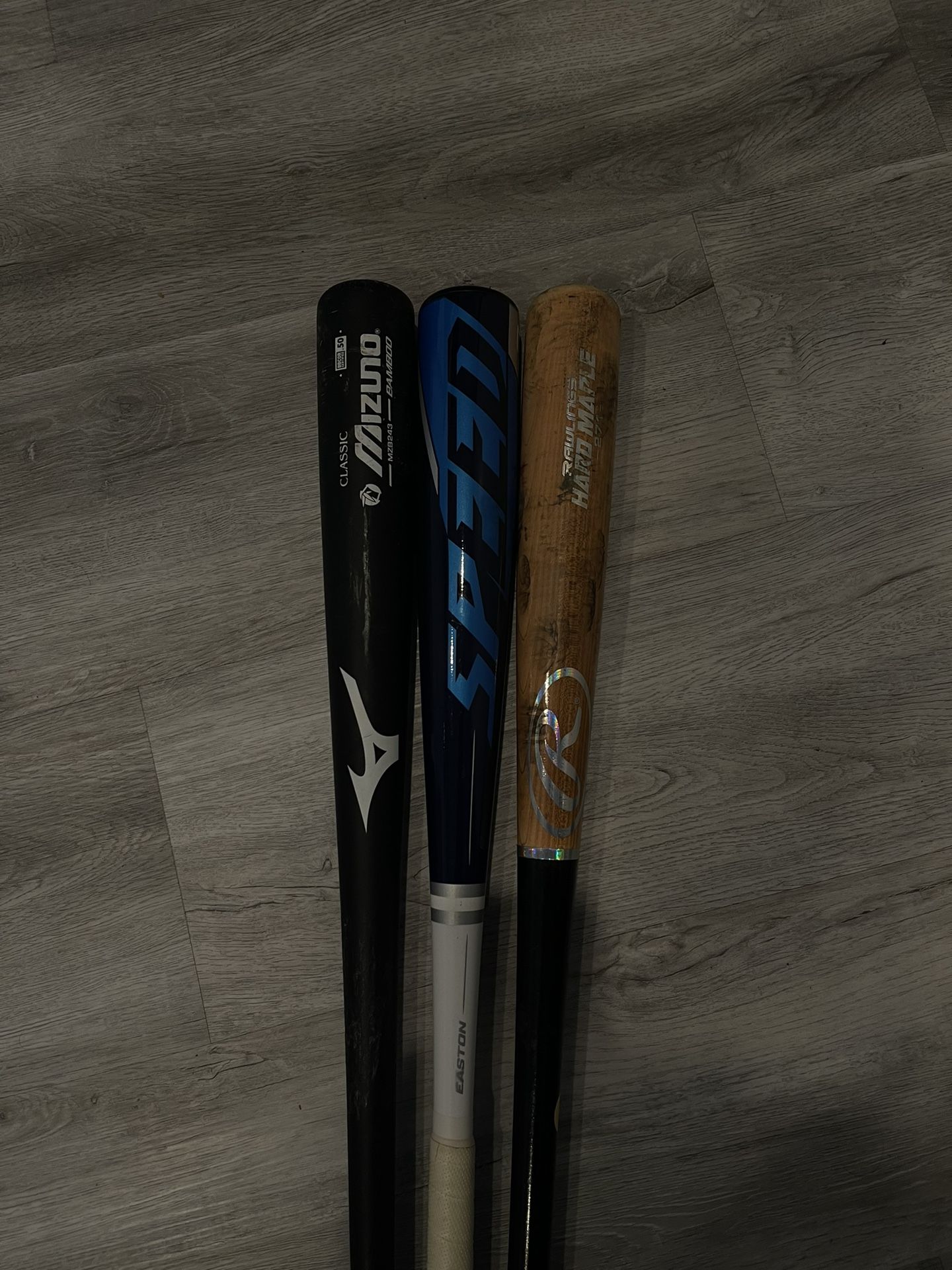 baseball bats 