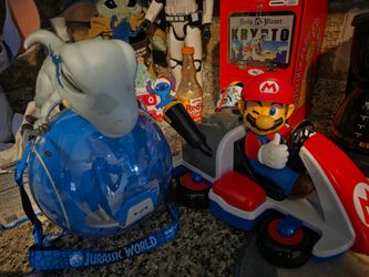 Popcorn buckets