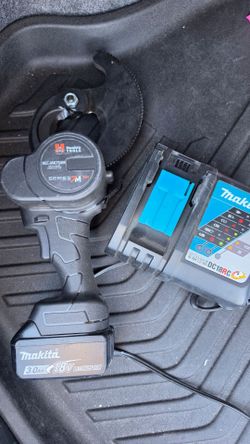 Huskie Cable Cutter Maikita battery