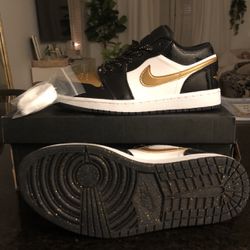 Nike Air Jordan 1 Low SE Gold Toe