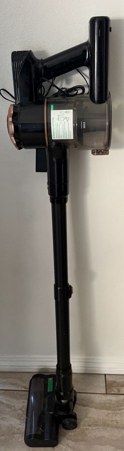Handheld light weight vacuum rechargeable and comes with car vacuum built in