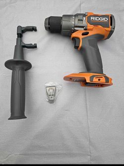 Ridgid 18V Brushless Hammer/Drill 1/2 in tool only
With extension