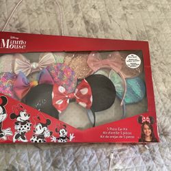 5 Pairs Of Mickey Ears 