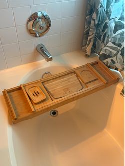 Bamboo bath tub tray