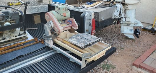 Tile Cutting Saw Includes 45 Degrees Bullnose Miter