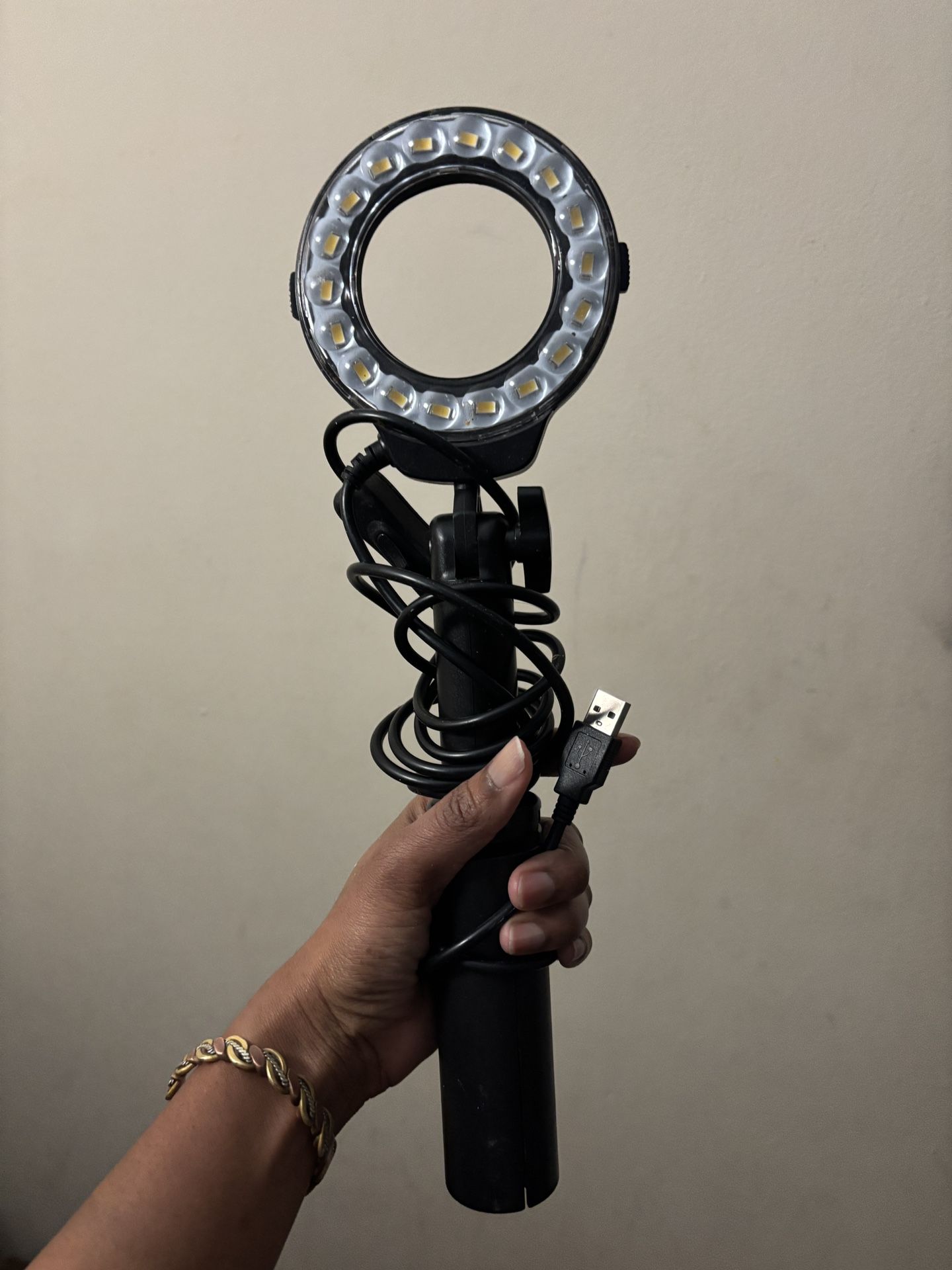 2 Product Weight Lights