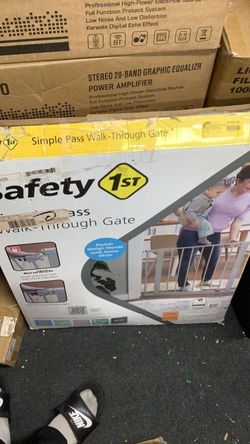 Safety 1st Wood-and-Metal Flat Slat Gate, Grey 29 X38