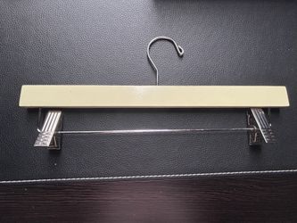 Bottom hangers