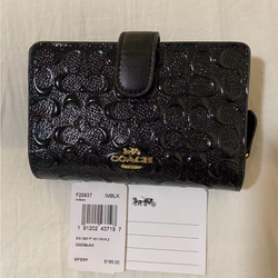 NWT Coach Black Textured Leather Debossed Corner Zip Wallet F25937