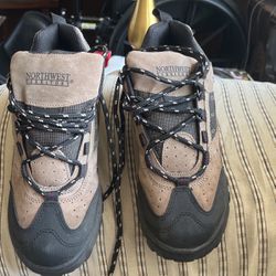 Brand New Northwest Territory Mens Boots Size 9 for Sale in La Verne, CA -  OfferUp