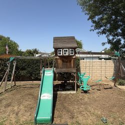 Kids Playground w/ House, Swings, Monkey Bars. 