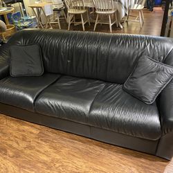 ItalDesign Black Leather 3-seat sofa