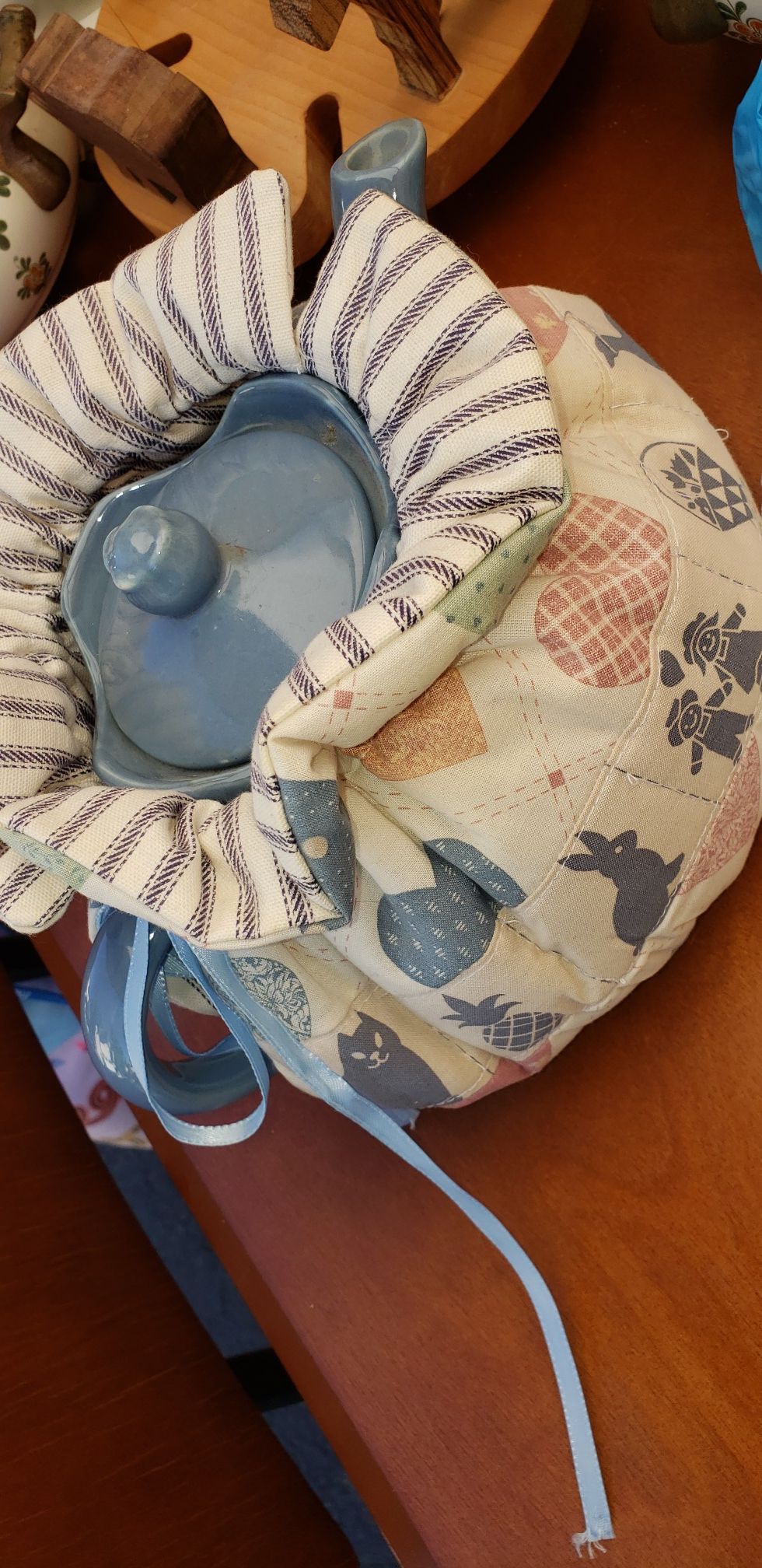 Ceramic pot