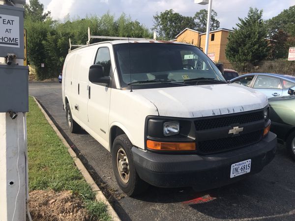 2006 Chevy Express Cargo Van 2500 for Sale in Springfield, VA - OfferUp