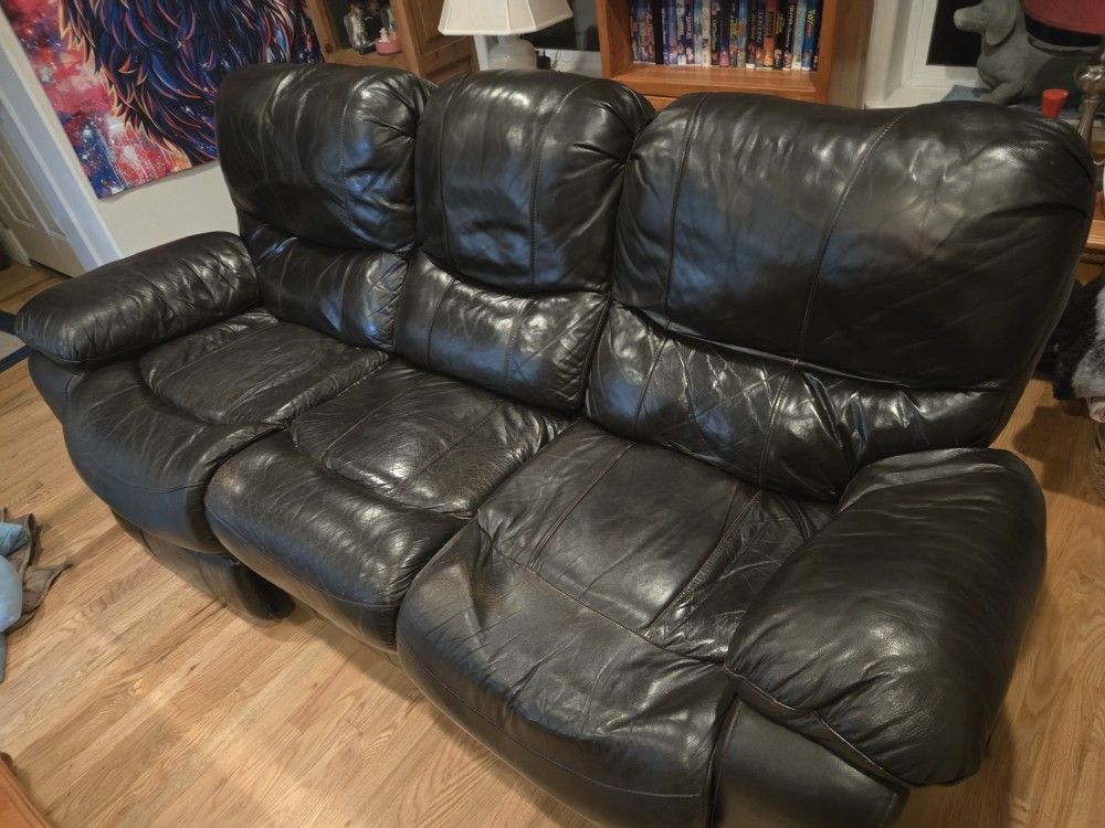 Black Leather Reclining Couch