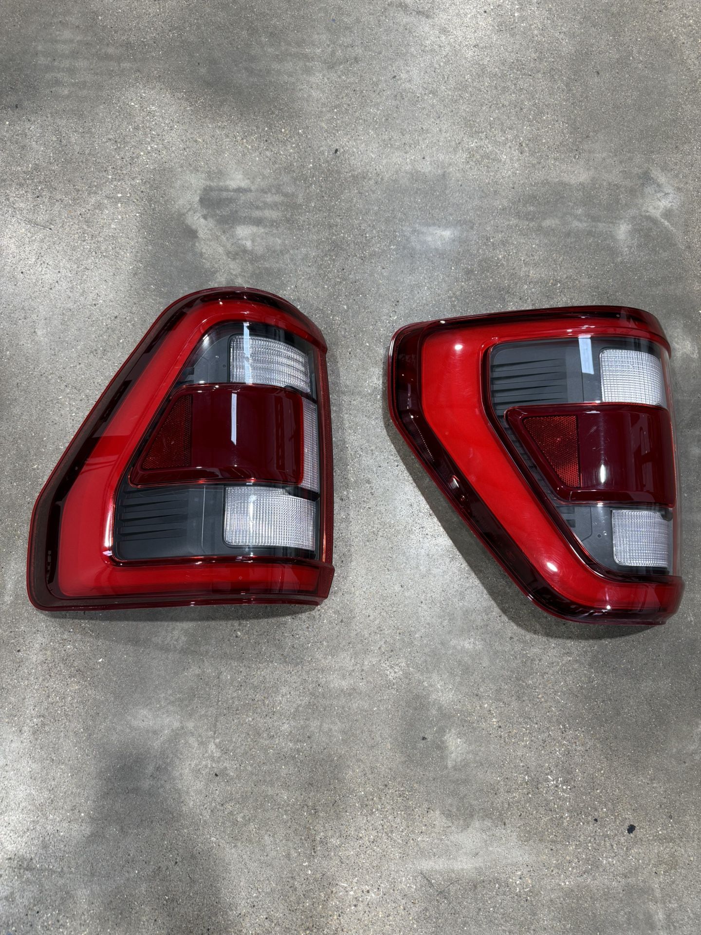 Ford Raptor Gen 3 Taillights 