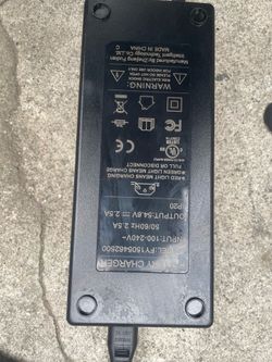 Tutio charger and key